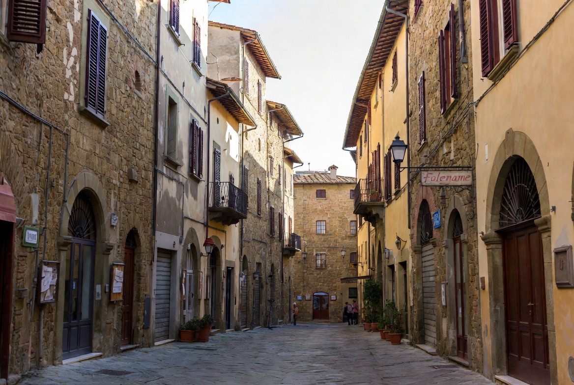 An artisan street in Florence’s Oltrarno district