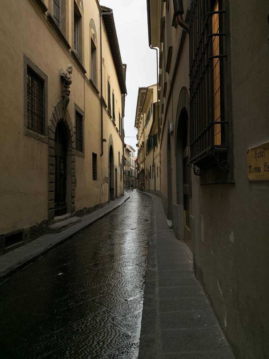 A regional bus journey through the Tuscan countryside between Florence and Siena