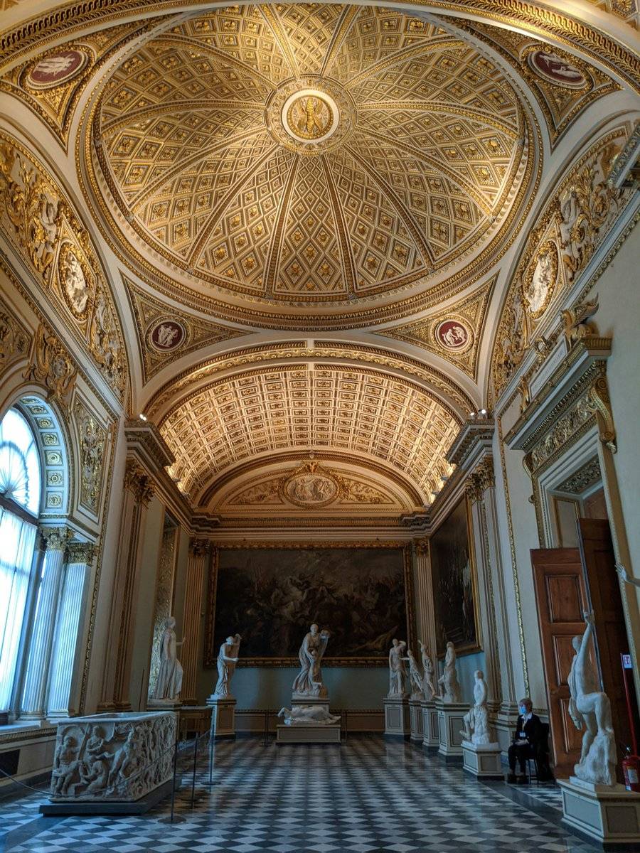 Art and statues inside the Uffizi Gallery